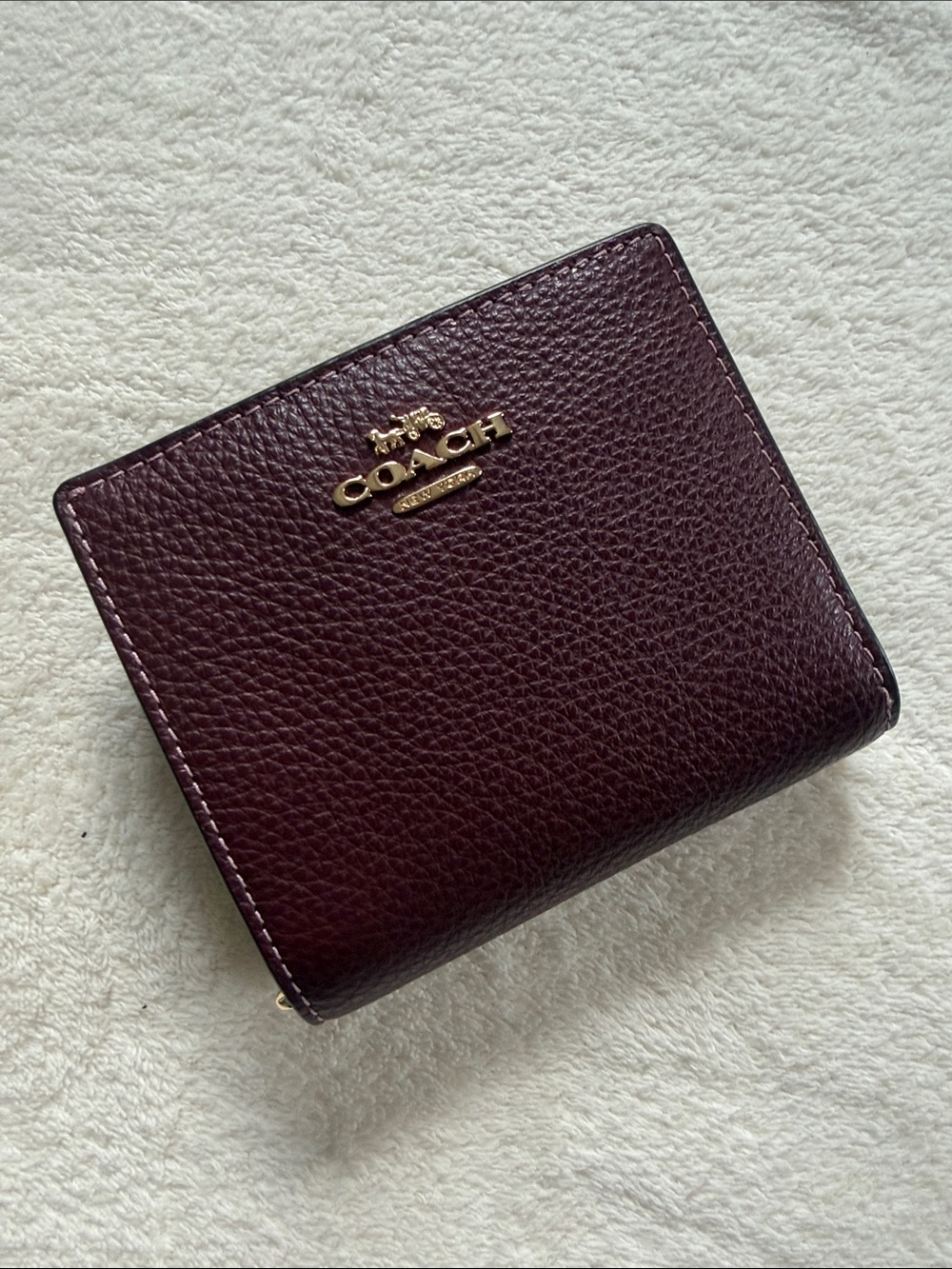 Coach Pebble Leather Bifold Wallet in Burgundy with Gold Logo